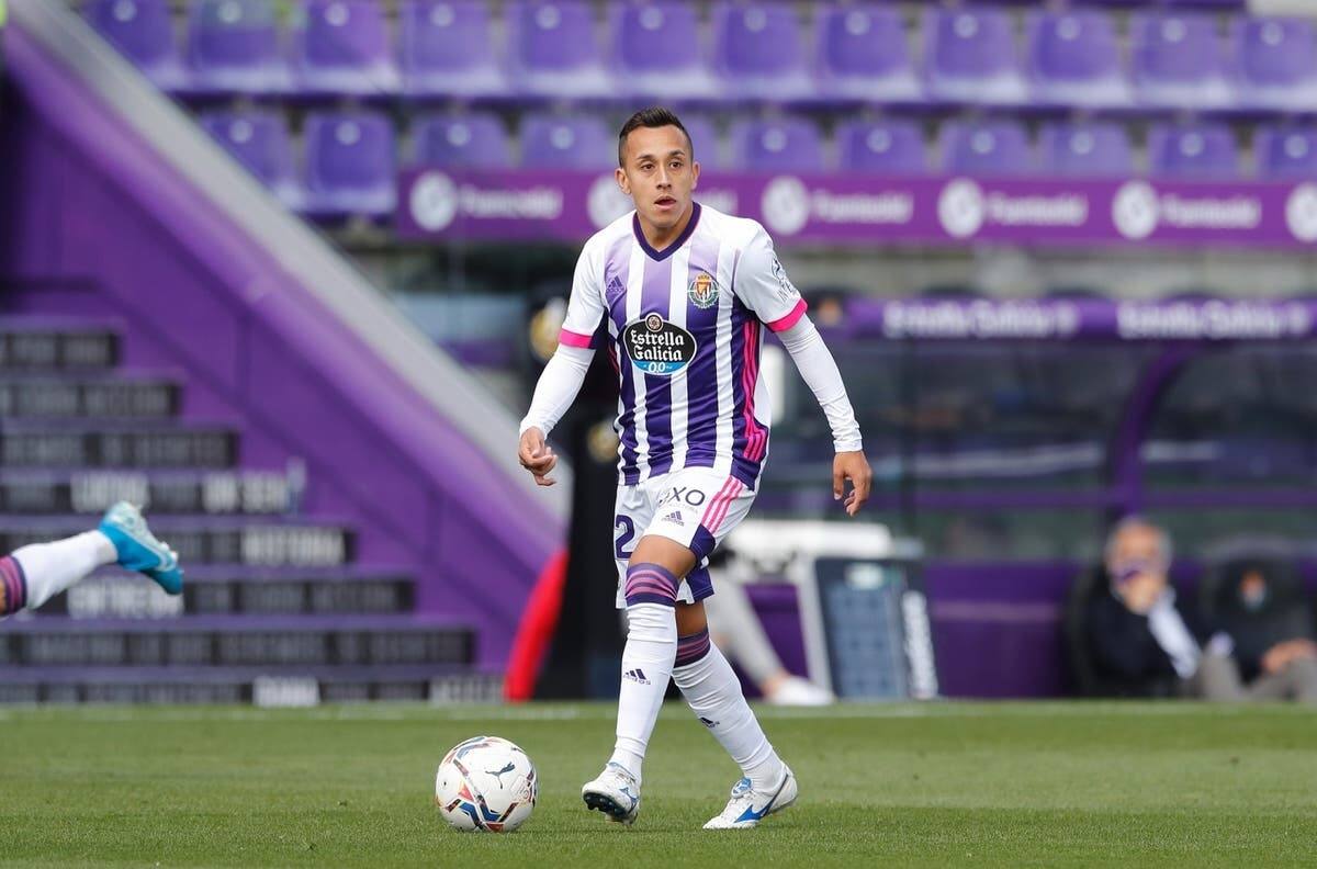 Valladolid de Fabián Orellana enredó puntos ante el Cádiz y se complicó con el descenso