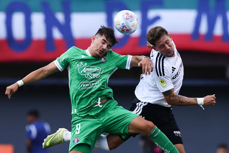 El central se convierte en pieza clave en Colo Colo. Foto: Aton.