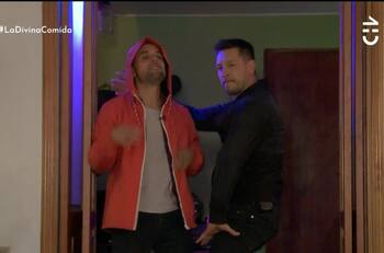 "Le debemos algo al público": Renato Jofré y Agustín Pastorino sorprendieron con sensual y divertido baile reggaetonero