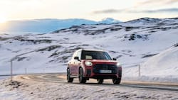 En Islandia pueban al más grande los Mini