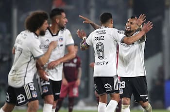 Sería el más caro de su historia: Colo Colo aprobó hacer una “oferta récord” por este jugador