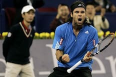 “Llegó el partido con Sampras y a Fernando González le agarró un cag..., pero lo hidratamos y le dio un baile”