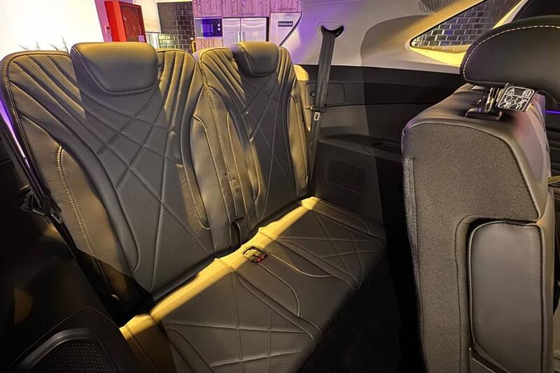 Nuevo SUV con tres filas de asientos