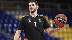 Sebastián Herrera acrecienta su figura histórica en el básquetbol chileno: “Extendí mi contrato por dos años más en Europa”