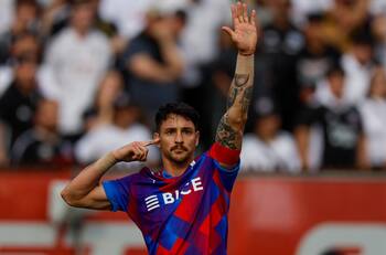 Zampedri bajo la lupa de los goleadores del fútbol chileno: “Es extraordinario, pero en los ‘90 le habría costado”