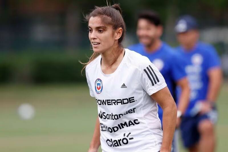 La ex Deportivo Cali vuelve a Chile para defender la camiseta de la U. Foto: Comunicaciones FFCh.