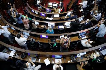 Convención Constitucional: ¿Qué artículos se aprobaron en la sesión de este viernes por el pleno?