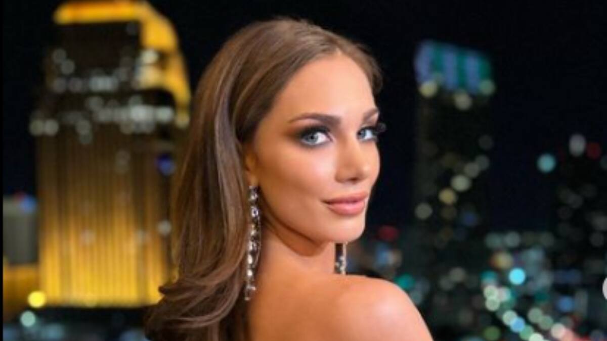 Sofía Depassier sorprende con elegante vestido en ensayo del Miss Universo