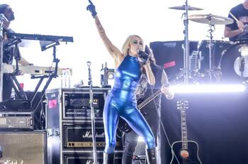 "F*ck Nick Jonas": Miley Cyrus comparte los videos de su show en Lollapalooza Chile 2022