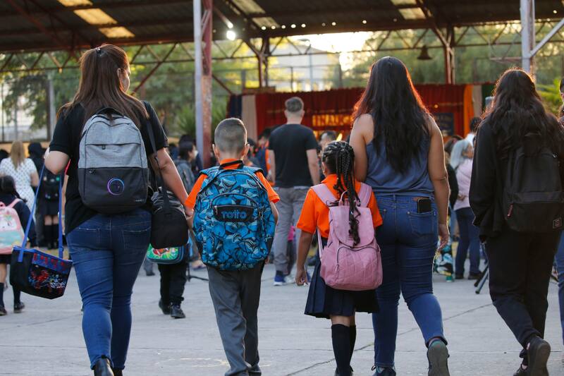 El pago del beneficio busca impulsar a los estudiantes a mantener buenas notas durante su enseñanza.