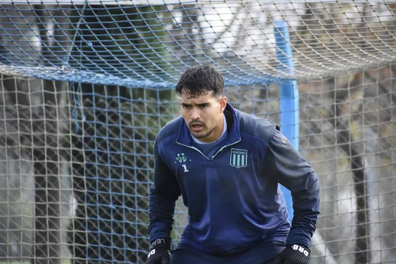 entrenando en Racing. Foto: @gaston_chila_96