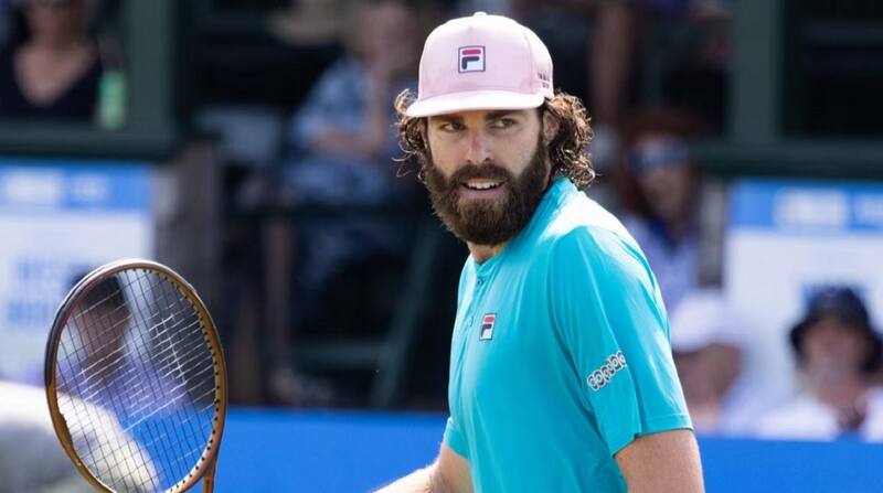 El estadounidense y sus 2,11 metros de altura amenazan a Jarry.