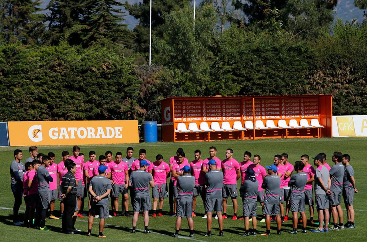 La elogiada actitud Falcioni pese a complicada enfermedad