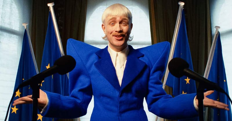 El cantante Joost Klein en el video de la canción "Europapa", la que solía ser una de las favoritas de la competencia