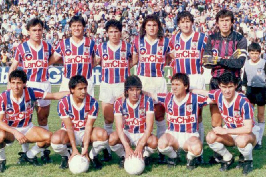 La mítica camiseta rayada se usó por última vez ese año.