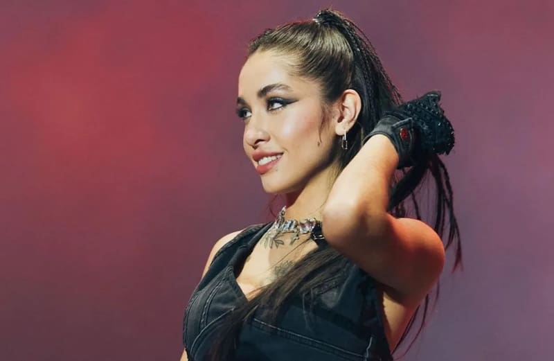 es una de las artistas que pensó en cómo ayudar a los damnificados