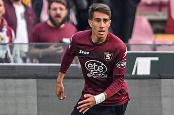 Diego Valencia en el limbo: en Italia no lo quieren y se cayó a último minuto su préstamo al fútbol español