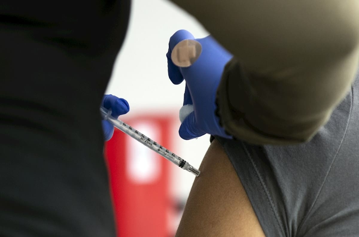 Estados Unidos exigirá vacunación para quienes visiten el país