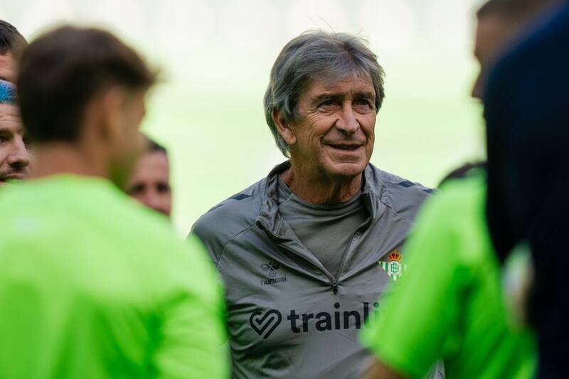 juega esta tarde chilena la final de la Conference League con el Betis frente a Chelsea. Foto: Facebook Real Betis Balompié.