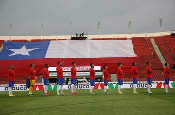 El sorpresivo lateral derecho que tendrá La Roja para enfrentar a Bolivia