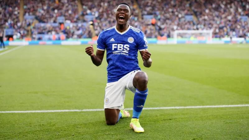 es uno de los artilleros del Leicester City.