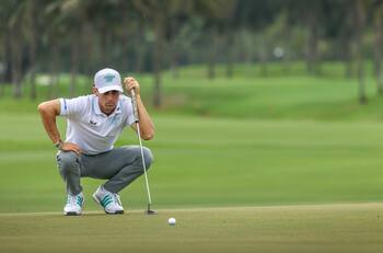 Puede ser un día histórico: ¿A qué hora juega hoy Niemann en el Masters y quiénes definen el título?