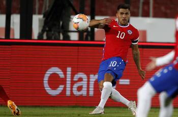 César Pinares se proyecta con La Roja en Qatar 2022: "Tendré 31 años para el Mundial y lo veo con buenos ojos"