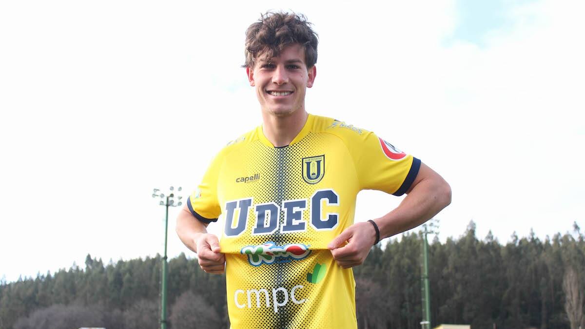 Simón "Pitu" Contreras quiere su revancha tras salir de la U: "Cuando me llamó la U de Conce quise venir"