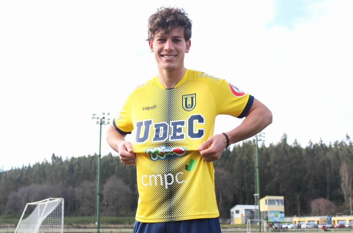 Simón "Pitu" Contreras quiere su revancha tras salir de la U: "Cuando me llamó la U de Conce quise venir"