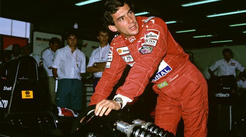 La vida de Ayrton Senna está llena de grandes logros y una marcada rivalidad con Alain Prost.