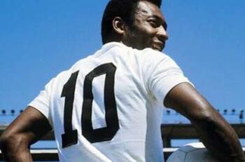 VIDEO | El hermoso homenaje luminoso a Pelé preparado por la ciudad de Santos