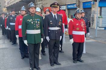 Por sus 70 años de servicios: Cuerpo de Bomberos conmemora a dos voluntarios en su aniversario