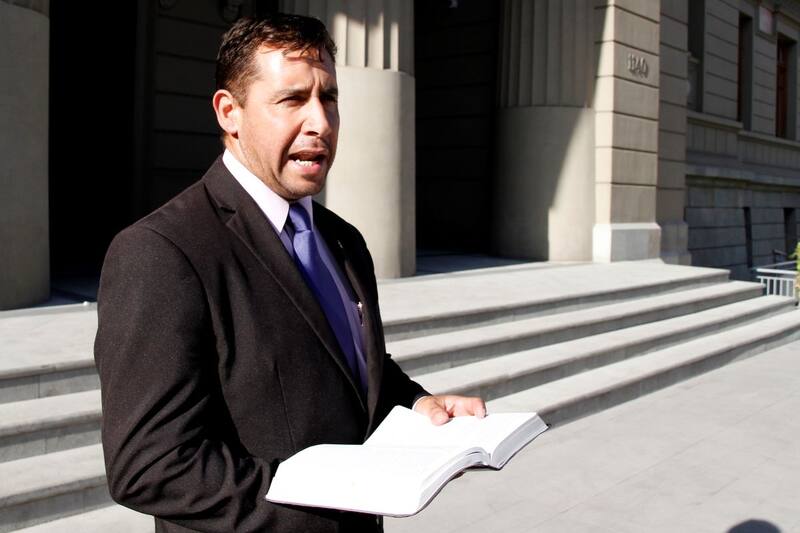 El autodenominado pastor ha protagonizado recurrentes hechos conflictivos frente al Congreso Nacional. Foto: ATON.