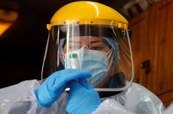 Detectan tercer caso de cepa británica de COVID-19 en ciudadano italiano de Constitución