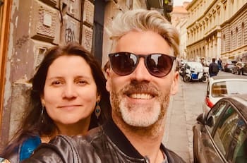 "Es una santa": Carlos Díaz habla de sus manías y destaca el apoyo de su esposa, Camila Videla