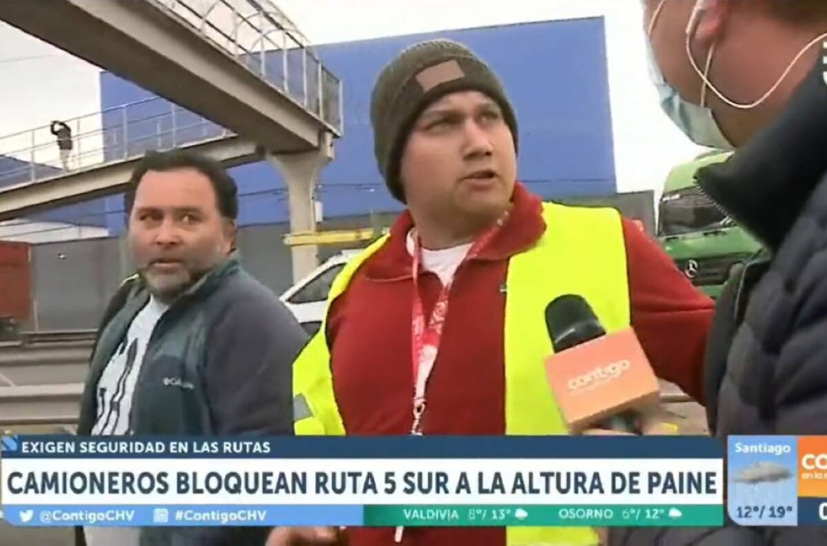 VIDEO | Paro de camioneros: Periodista de CHV fue agredido y amenazado en plena transmisión