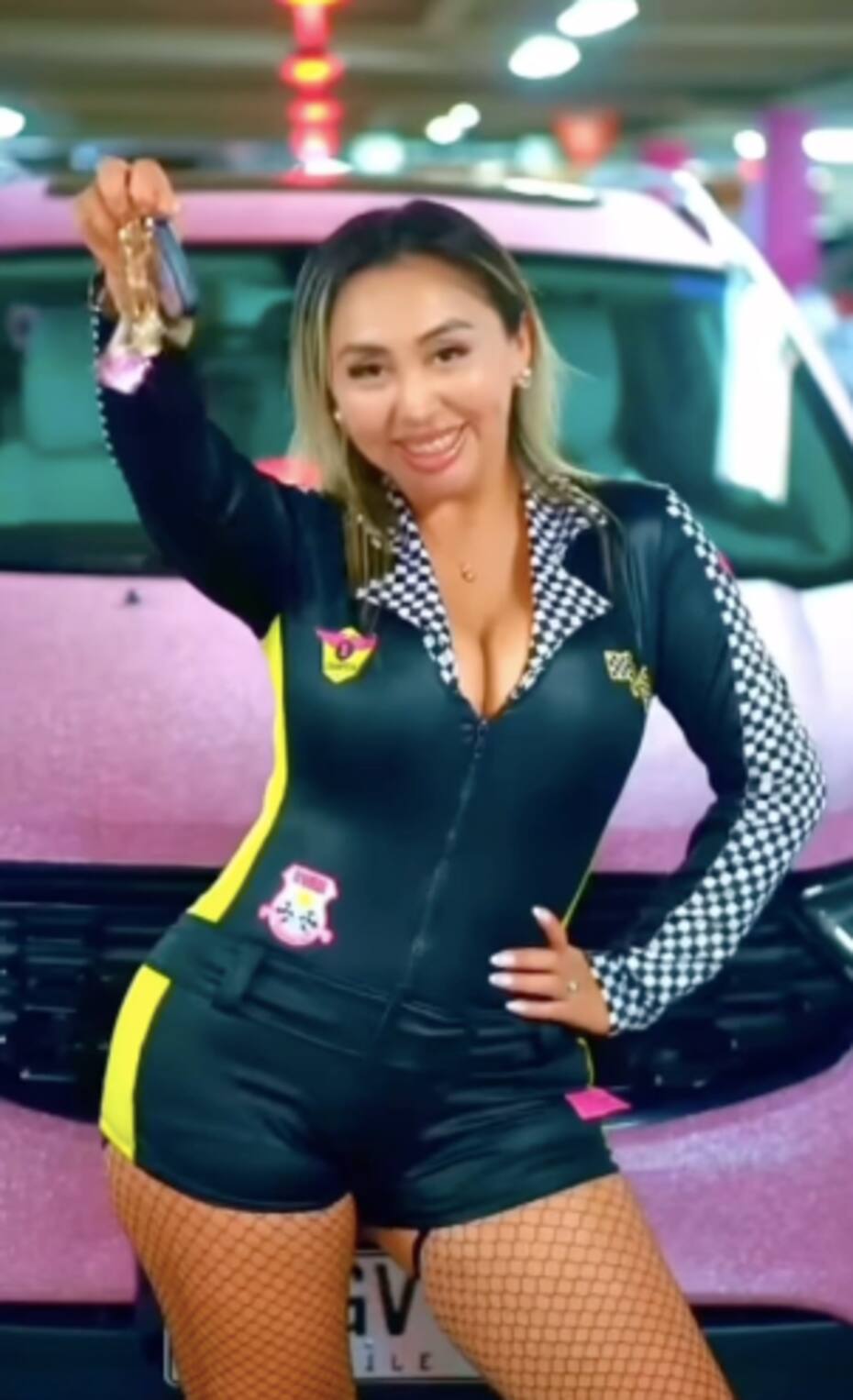 Naya Fácil iba a sortear su auto, al que apoda como "la facilona".