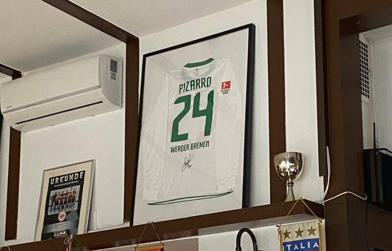 de Claudio Pizarro, de su paso por el Werder Bremen.