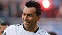 Esteban Paredes se convertiría en el jugador más longevo en retirarse en Colo Colo