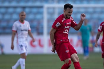 Se despotencia el líder: Club argentino alcanzó acuerdo con Ñublense para fichar a Luis del Pino