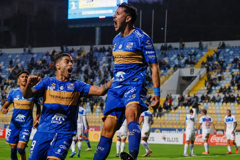 El conjunto ruletero cumplió con su parte al derrotar a la UC y ahora espera la resolución de la ANFP sobre el duelo entre La Calera y San Luis. (Foto: Aton)