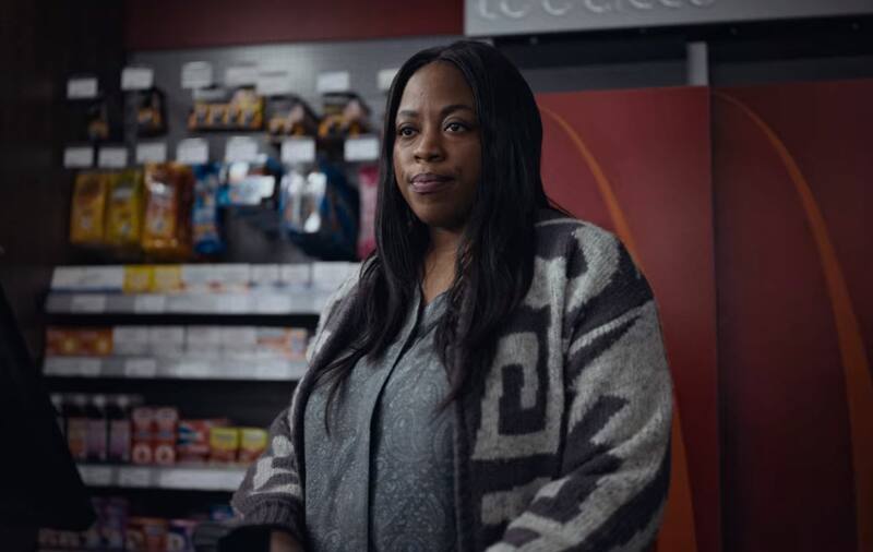 Layo-Christina Akinlude es parte del elenco.