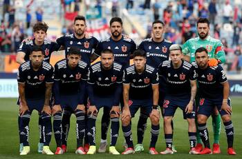 Cambio de última hora: La U estrenará "nueva" camiseta en la final para evitar el descenso a Primera B