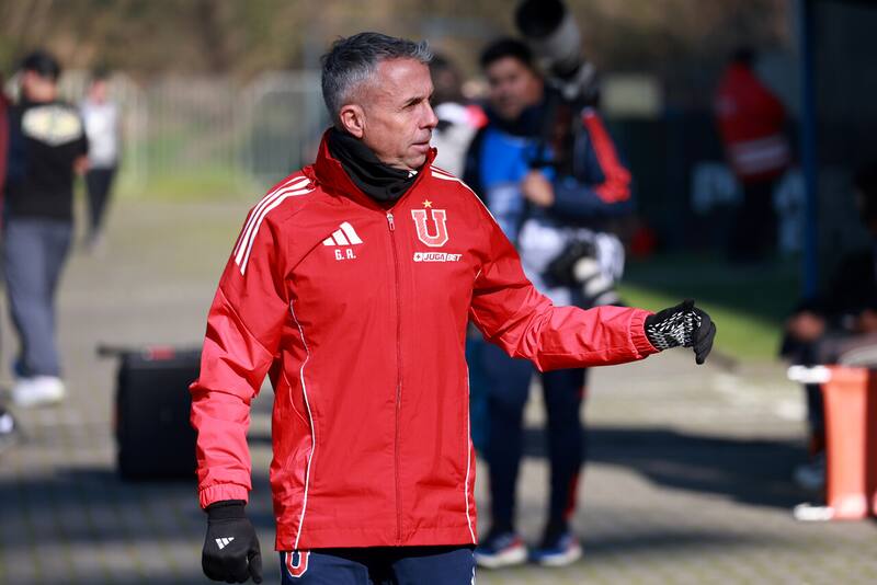 , entrenador de Universidad de Chile. Foto: Aton.
