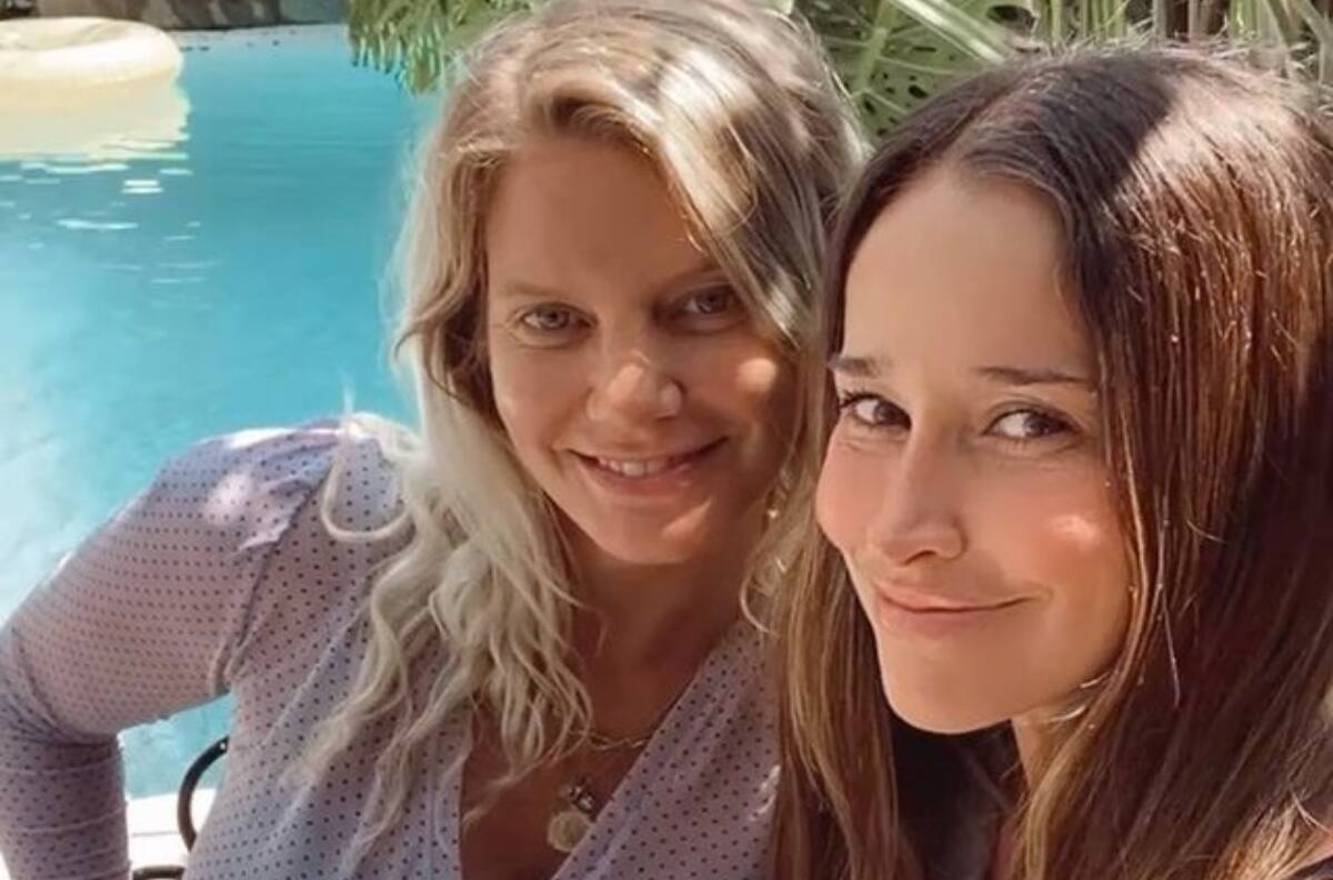 “Nos enviamos fotos de las guatas”: Javiera Acevedo y Titi Aguayo detallan cómo se acompañan durante sus embarazos