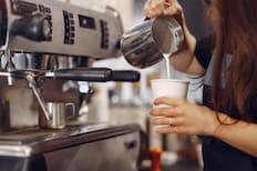 A pasos del metro Bellas Artes: Esta cafetería herbolaria ofrece el mejor matcha en Santiago