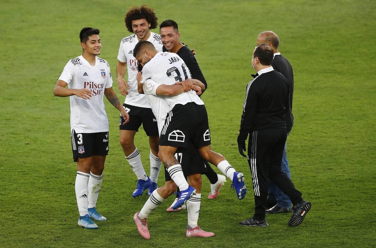 Los 3 escenarios que aseguran la permanencia de Colo Colo en la última fecha