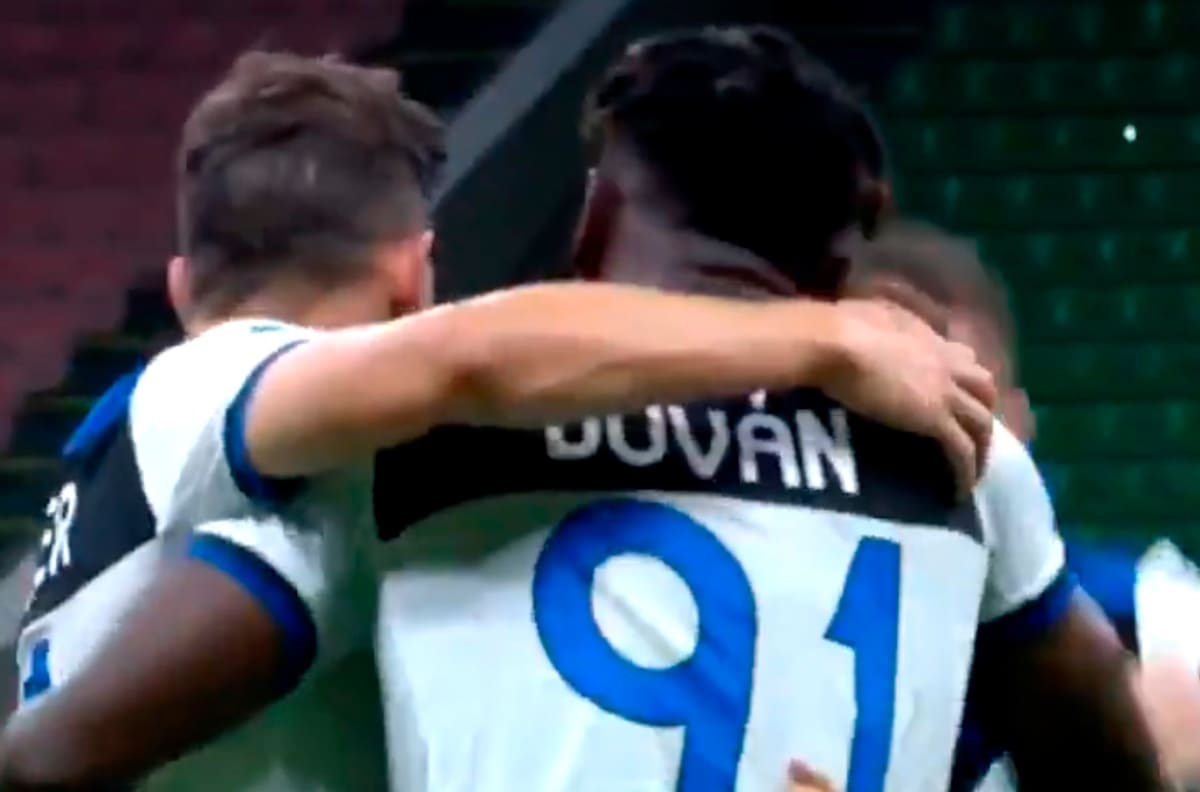 Duván Zapata puso el empate del Atalanta ante Milan