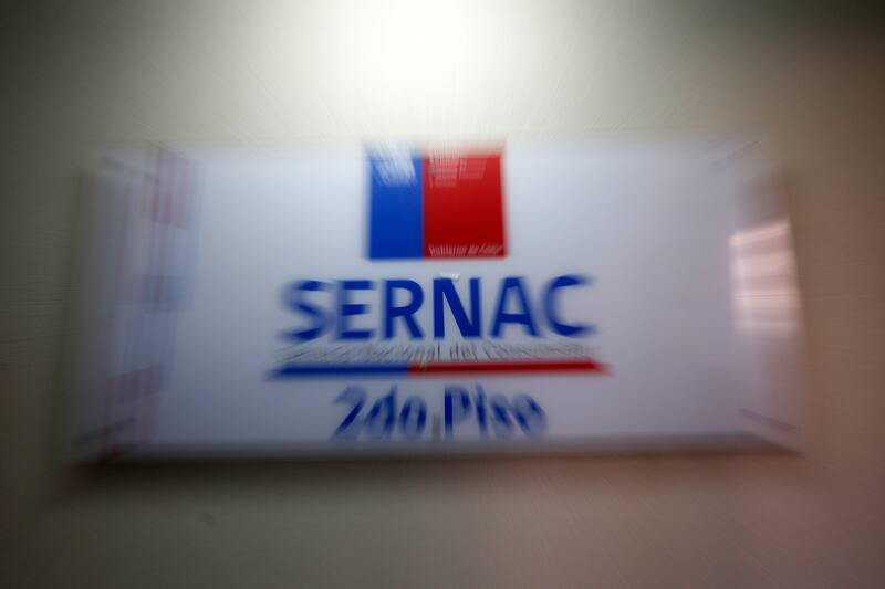 Los detalles de la acción tomada por el Servicio Nacional del Consumidor.