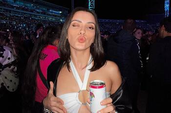 “Las Capelli, sin pelos en la lengua”: Constanza Capelli estrena programa junto a su hermana y su madre